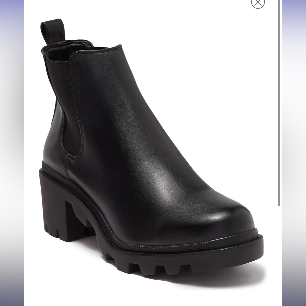 Hadlee Lug Sole Chelsea Boot Steve Madden